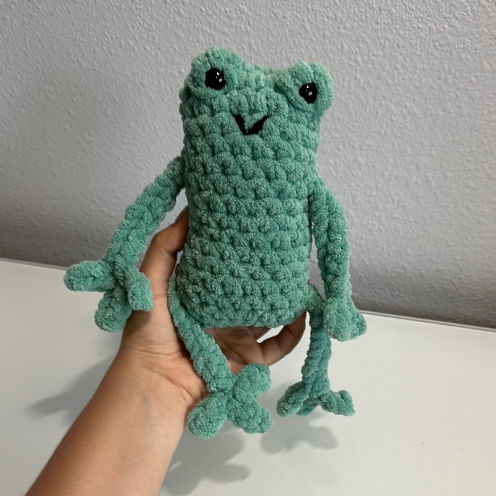 Crochet Leggy Frog